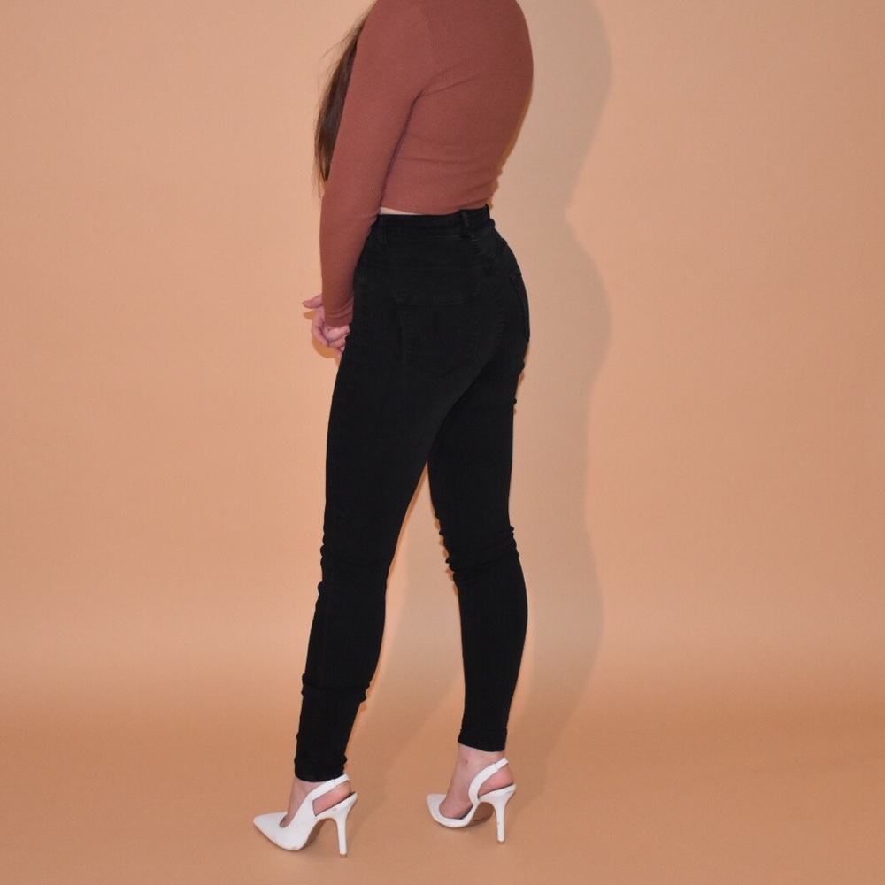 Fashion nova high waisted black jeans - Picture 3 of 6
